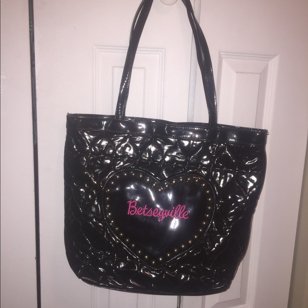 Handbag ‼️SOLD ON M‼️